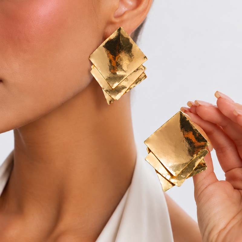 Creative Gold Color Square Glitter Stud Earrings For Women Classic Geometric Exquisite Earrings Temperament Banquet Jewelry