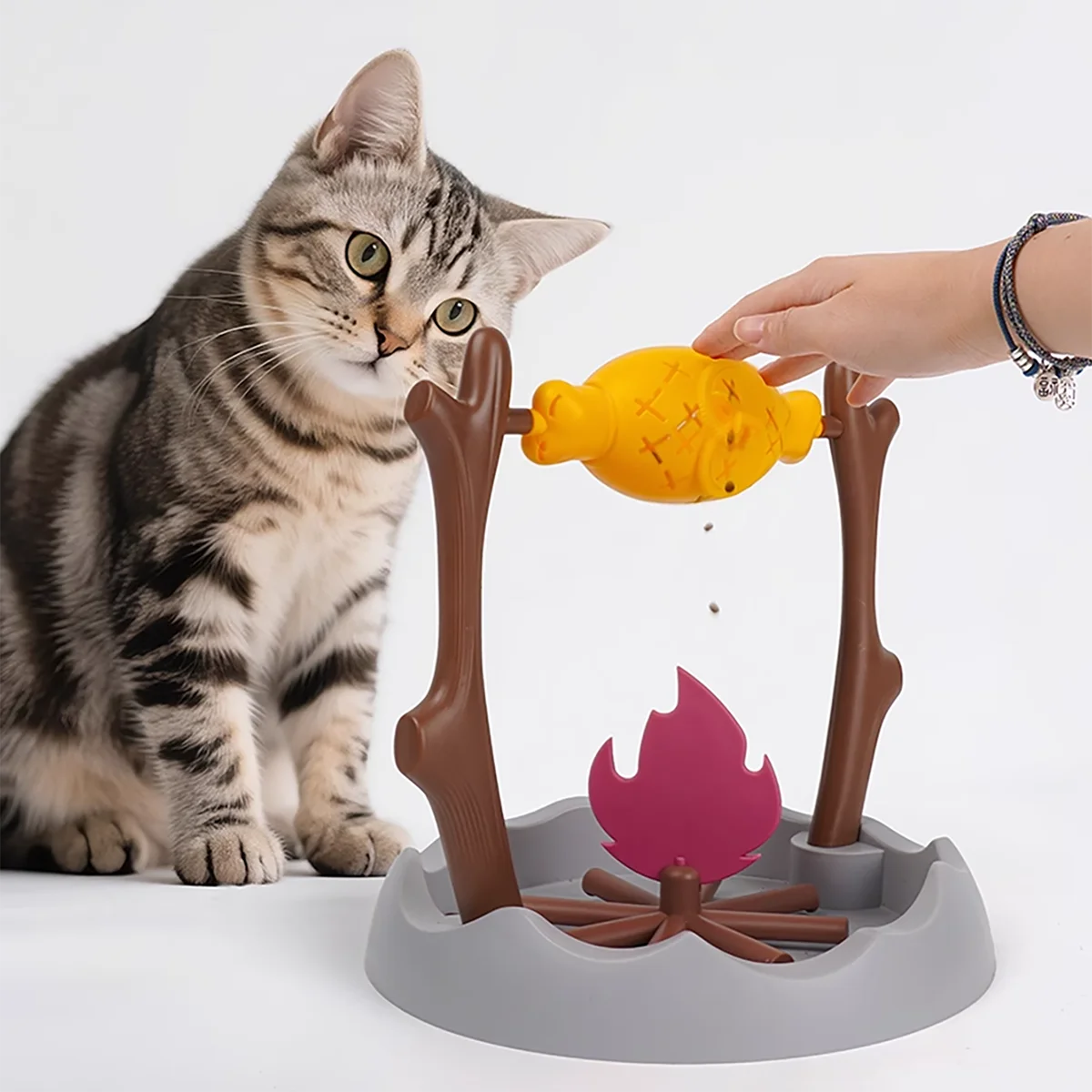 Juguete interactivo para gatos con forma de barbacoa de exterior - Dispensador de comida giratorio con premios ocultos DIY Juguete masticable para gatitos Idea de regalo de Navidad