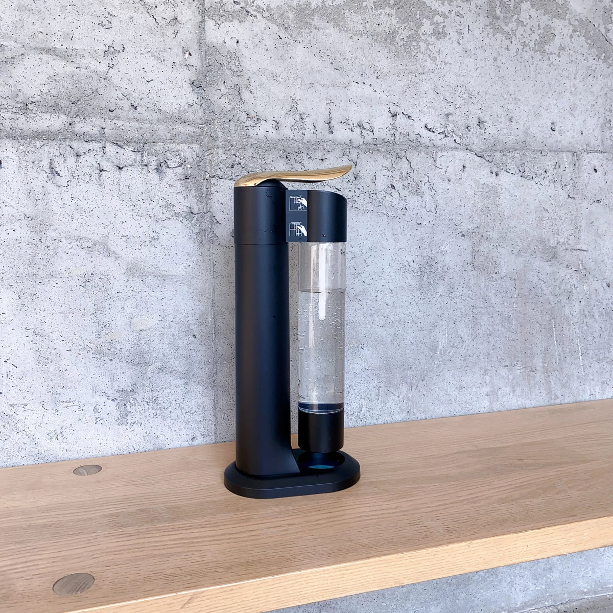 Soda and Sparkling Water Maker Stream 60L Co2 Cylinder  Factory Hot Selling Soda Dispenser Quick Connect Machine