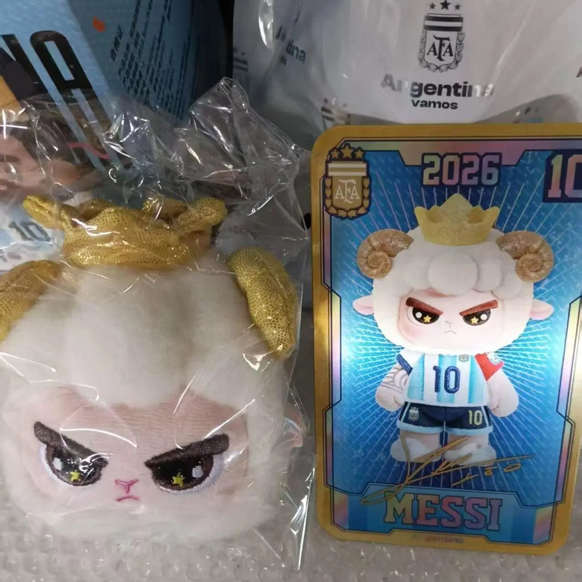 Original In-Stock Messi Argentina National Tea Player Series Vinyl Figurine Blind Box Pendant Collectible Ornament Toys Gifts