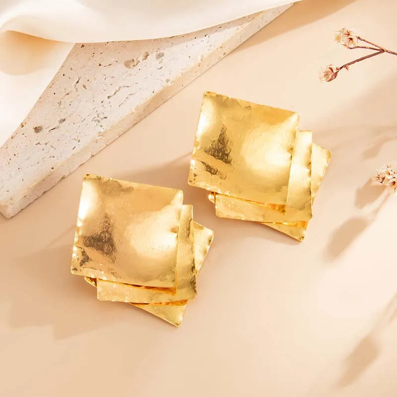 Creative Gold Color Square Glitter Stud Earrings For Women Classic Geometric Exquisite Earrings Temperament Banquet Jewelry