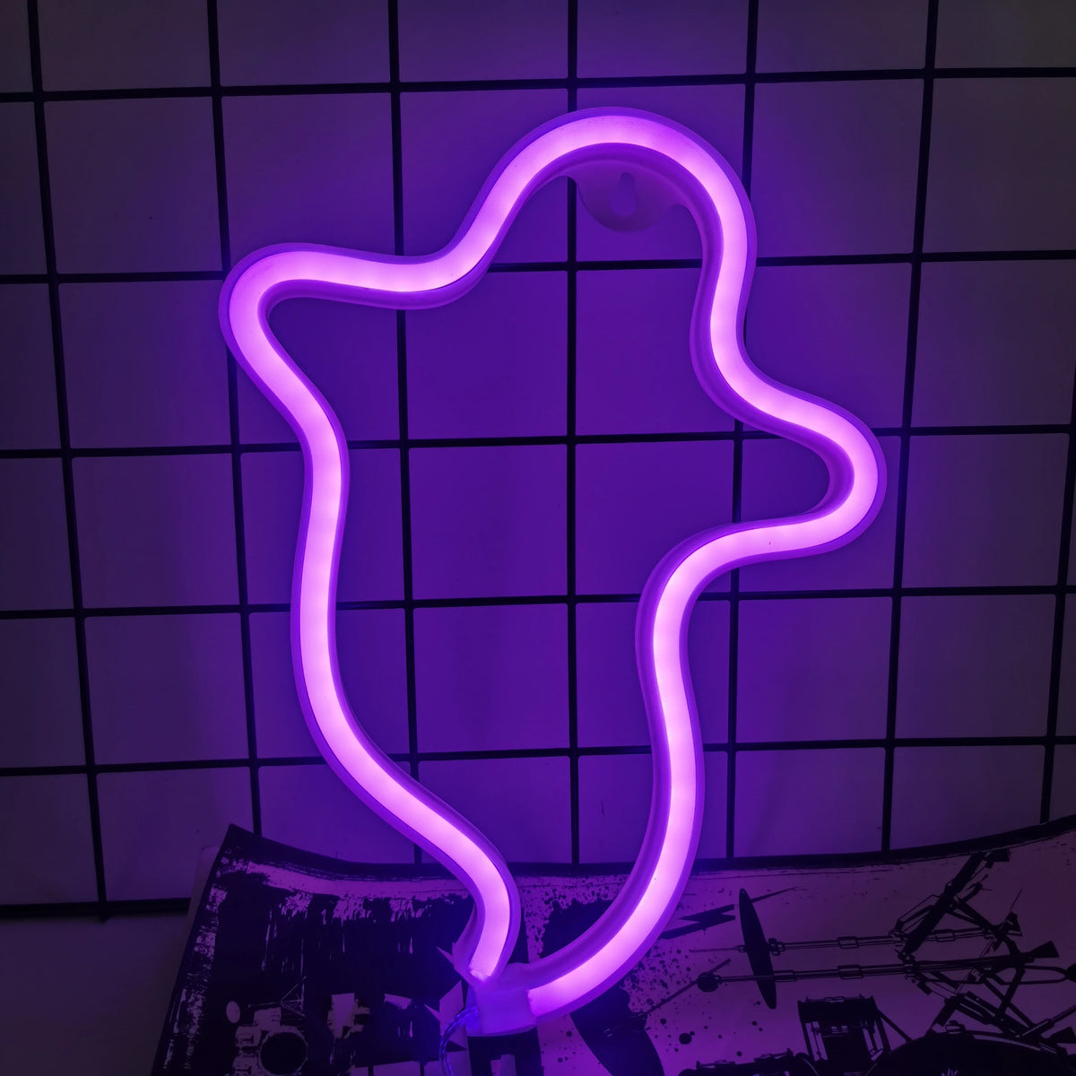 Halloween Bat Spirit LED Neon Wall Decor for Party Gift - Terrifying Atmosphere - USB or Battery Powered
