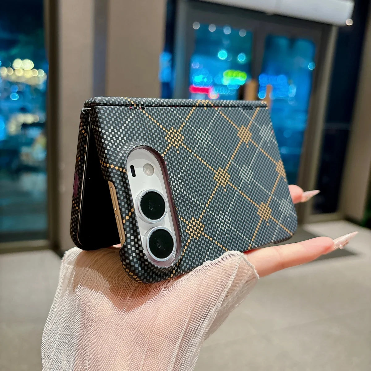 Shockproof Duo Thin Carbon Fiber Leather Magnetic for Magsafe Phone Case for IPhone Duo Apple 18 Fold Hinge Protective Cover