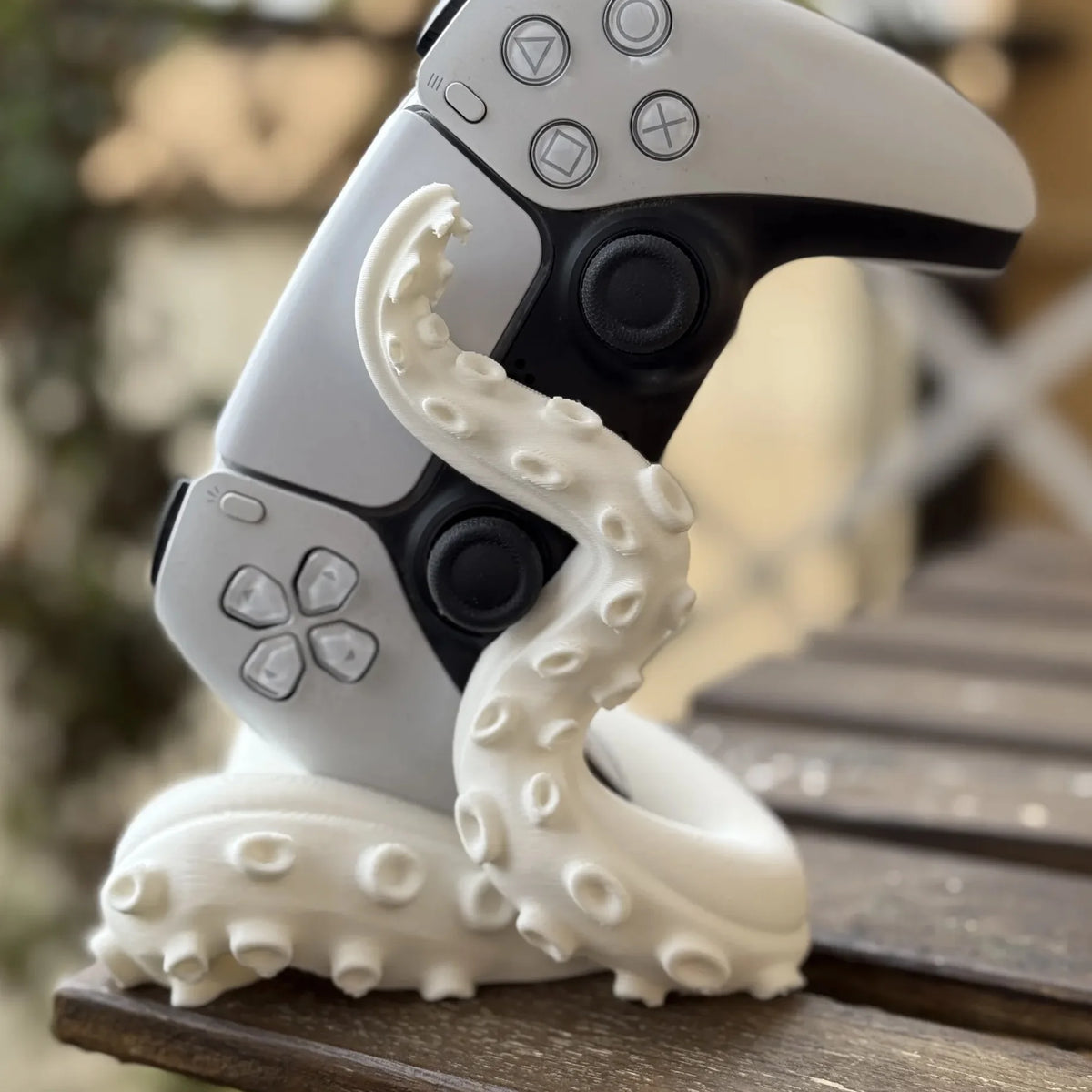 3D Printed Octopus Game Controller Stand Suitable for PS5 Controllers Desktop Stand Holiday Gift Home Decor Statue Ornament
