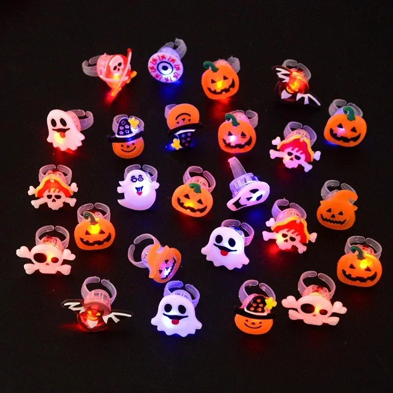 Halloween Luminous Rings Creative Cute Pumpkin Ghost Eye Ghost Pirate Spider Web Children Toys Halloween Flash Finger Rings