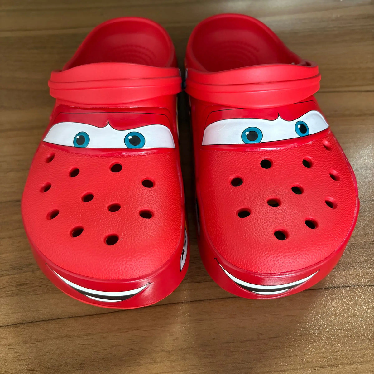 Lightninged 95 Cars Adults Hole Slippers Cartoon Solid Waterproof Slippers Outdoor Beach Sandals Breathable Eva Shoes