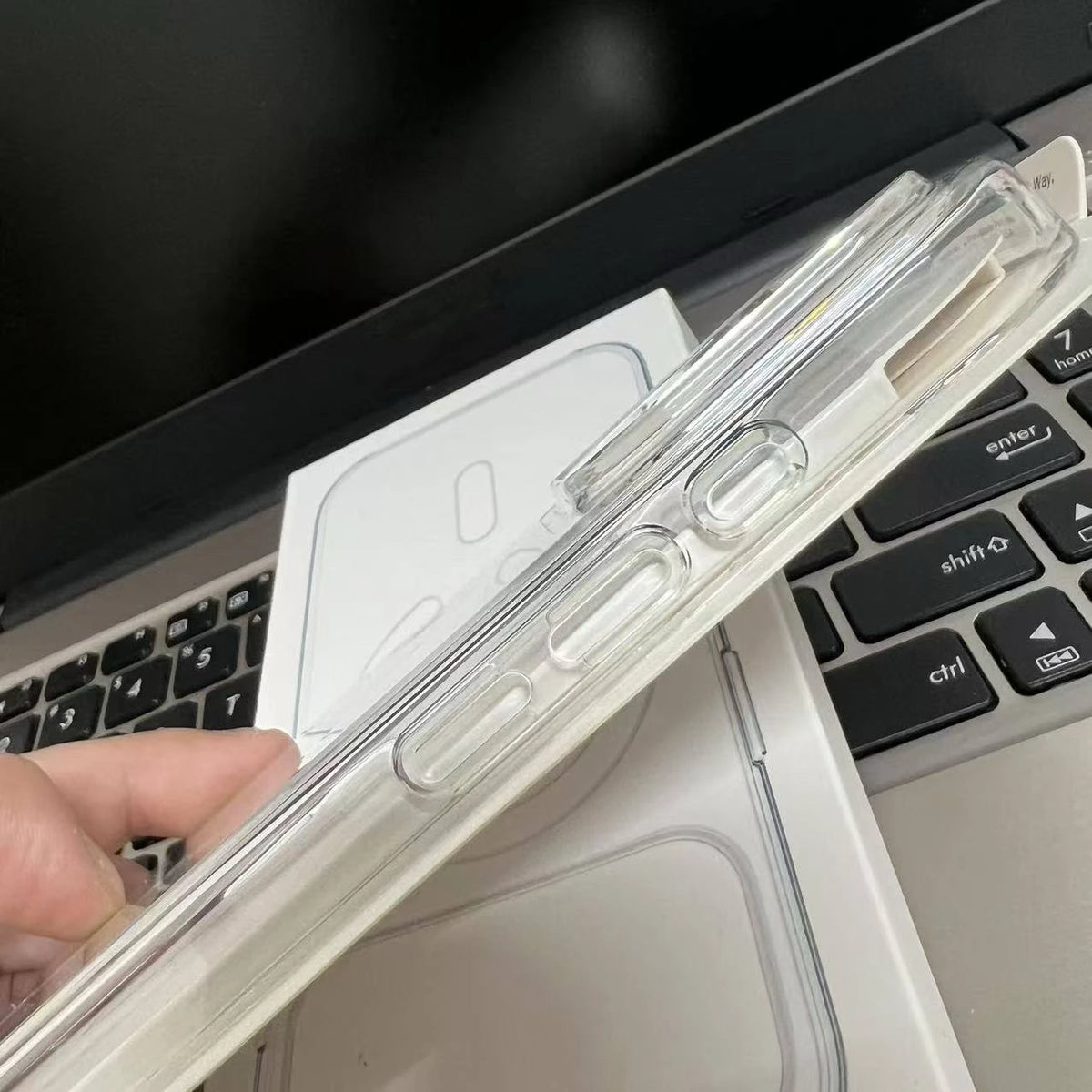 Original Transparent Phone Case For iPhone 17 Air 16 15 14 13 12 Pro Max Cases For Magsafe Animation Wireless Charging Cover