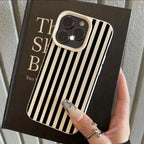 Colorful Striped Minimalist INS Couple Phone Case For iPhone 18 17 16 11 13 12 14 15 Pro Max X XR 7 8 Plus 16E 16 17 Pro Cover