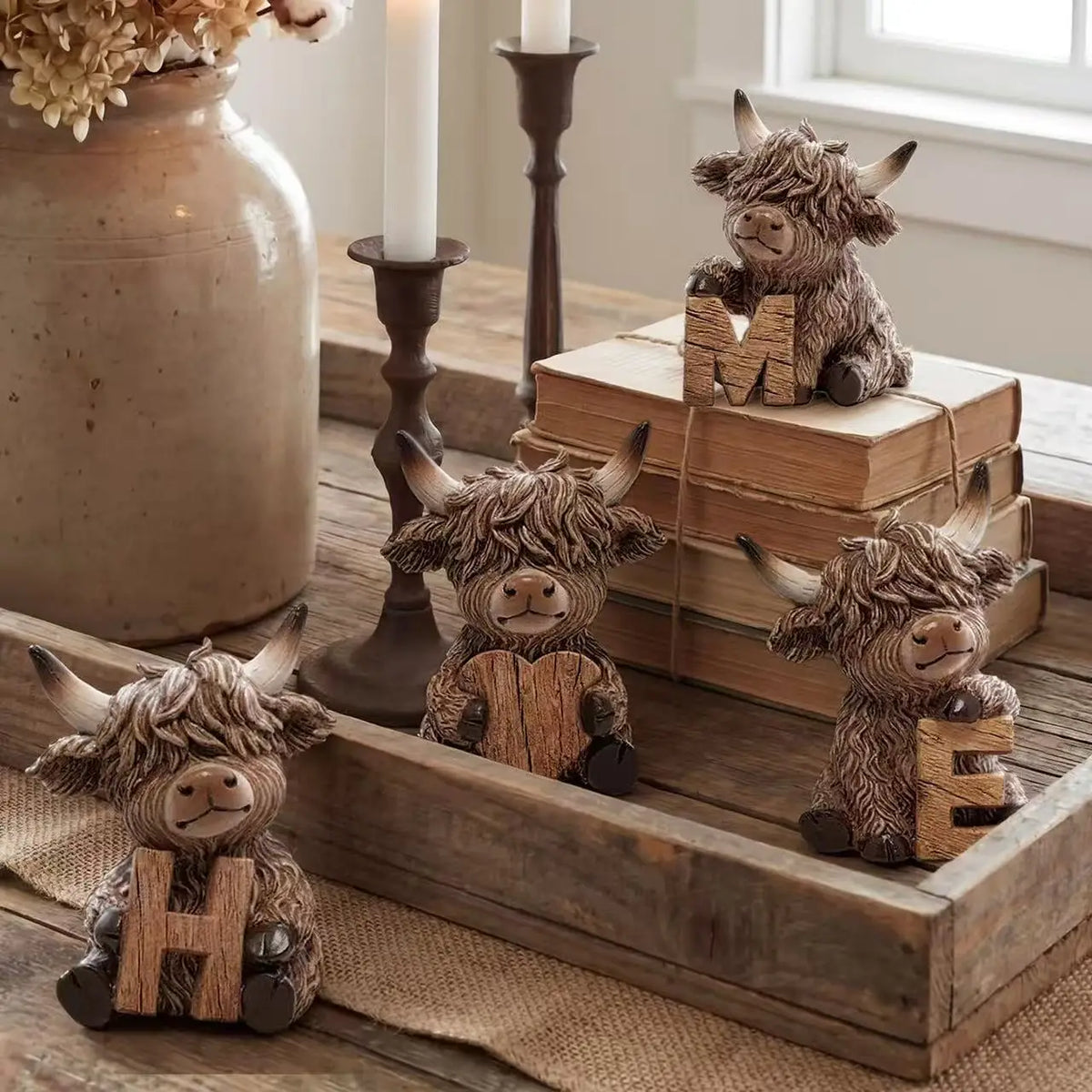 4-piece set, Highland cow ornaments, HOME letter style wooden Highland cow tabletop decoration, cow elf statue, suitable for living room, bedroom, fireplace mantel, and desk decoration