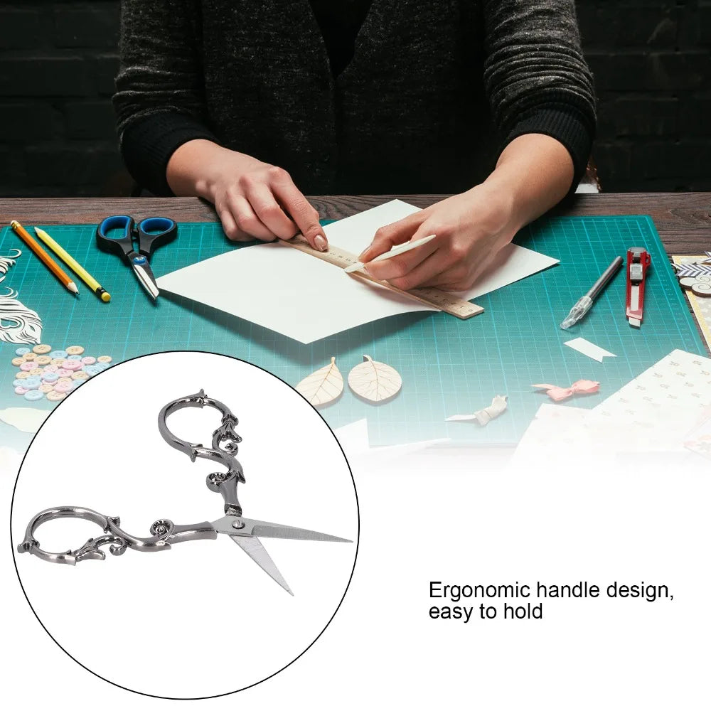 Portable Stainless Steel Retro Scissors Gourd Shape 4.3 Inch Embroidery Scissors Sewing Scissors Needlework Art