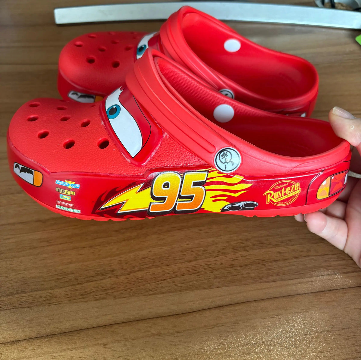 Lightninged 95 Cars Adults Hole Slippers Cartoon Solid Waterproof Slippers Outdoor Beach Sandals Breathable Eva Shoes