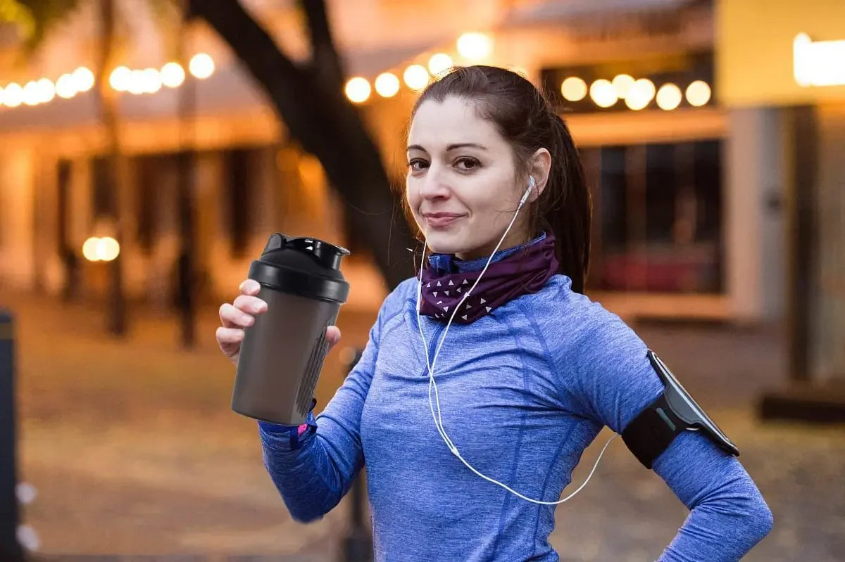 400ML Shaker Bottles Whey Protein Powder Mixer Bottle Sport Water Cups Fitness Gym Shaker Outdoor Portable Plastic Drink Cup